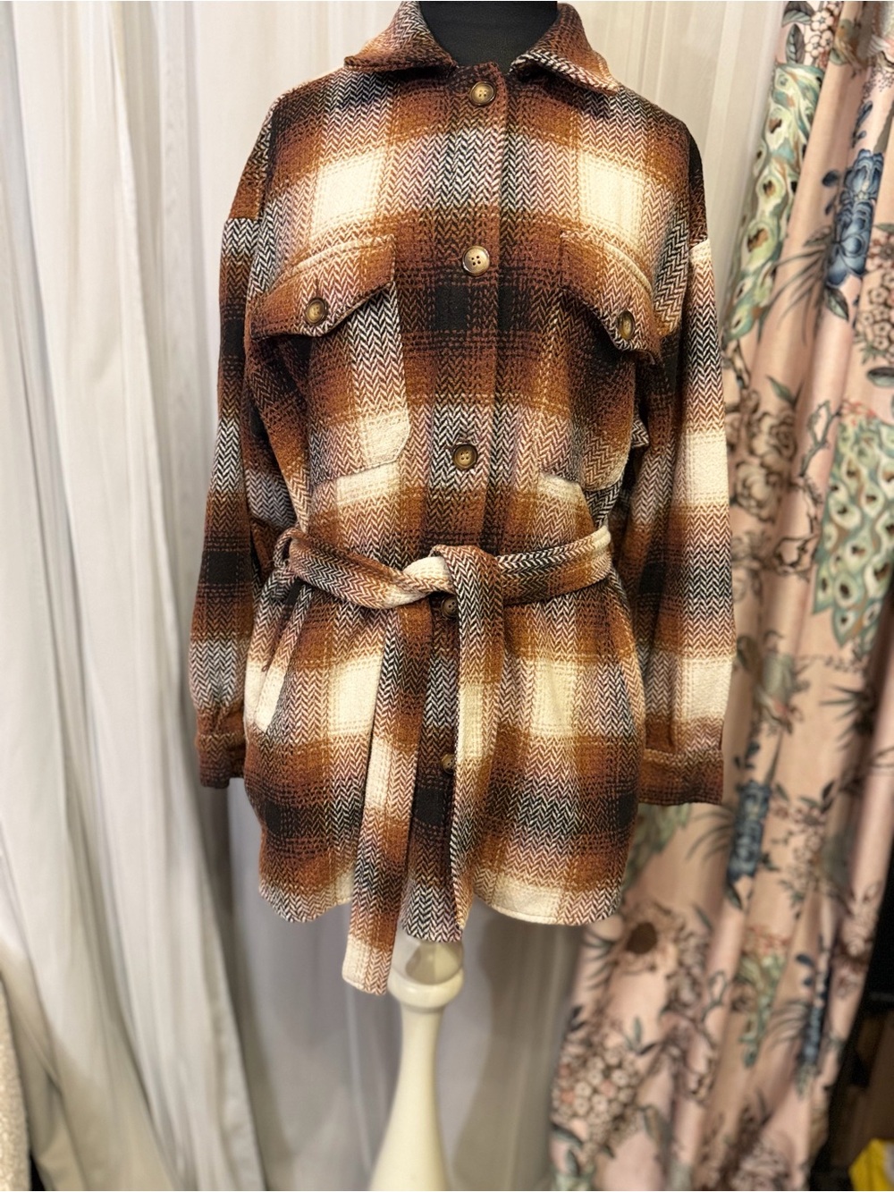 Windsor Plaid Belted Shacket Jacket Size Small Brown Cream Like New